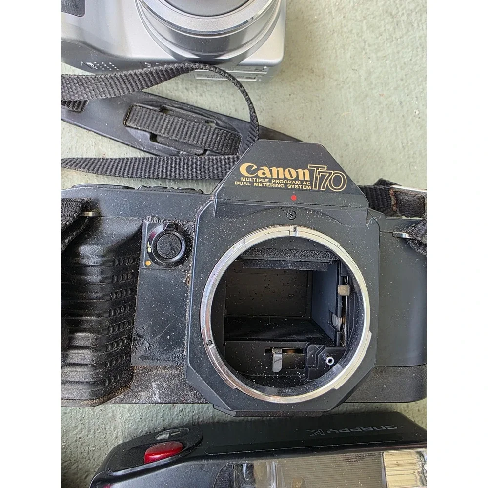 Vintage Camera Lot Canon T70 Fujifilm FinePix 3800 Kodak EasyShare Snappy Z2‎